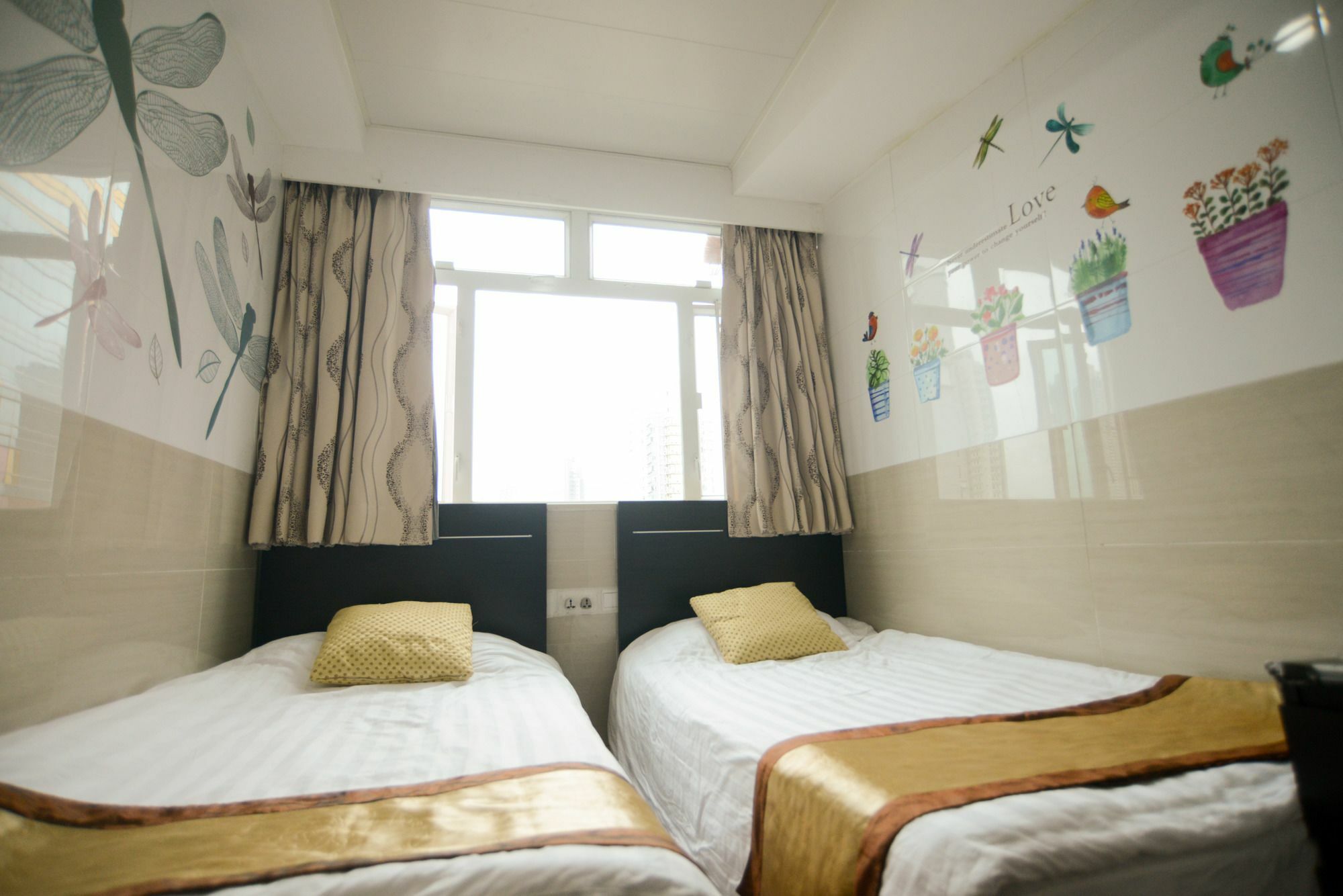8 Days Boutique Hotel Kowloon  Exterior photo